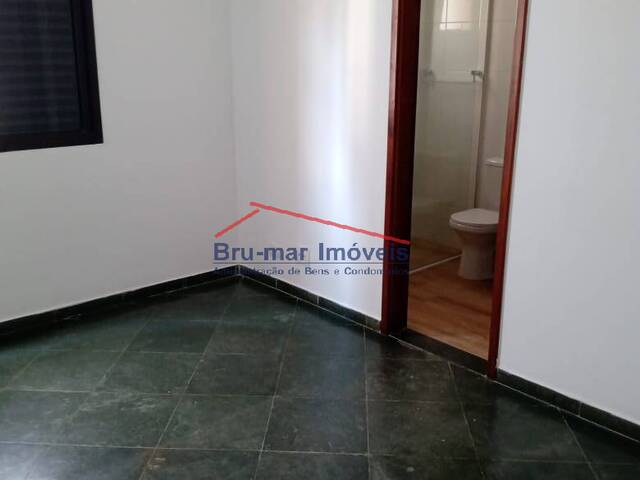 #B-446-2 - Apartamento para Locação em Santos - SP