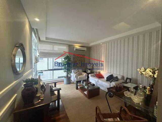 Apartamento para Venda em Santos - 2