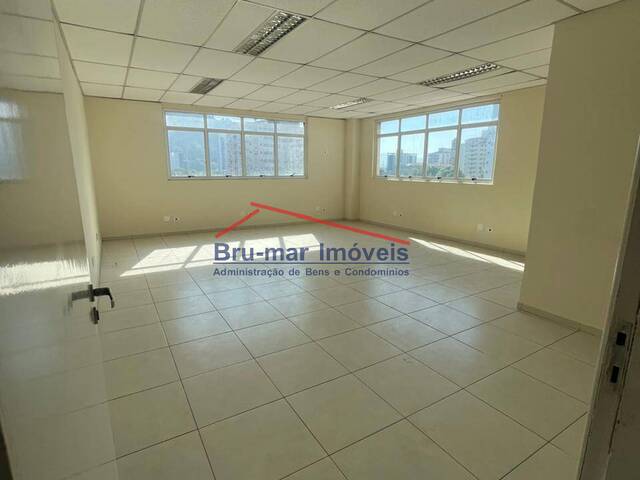 Sala para Locação em Santos - 2