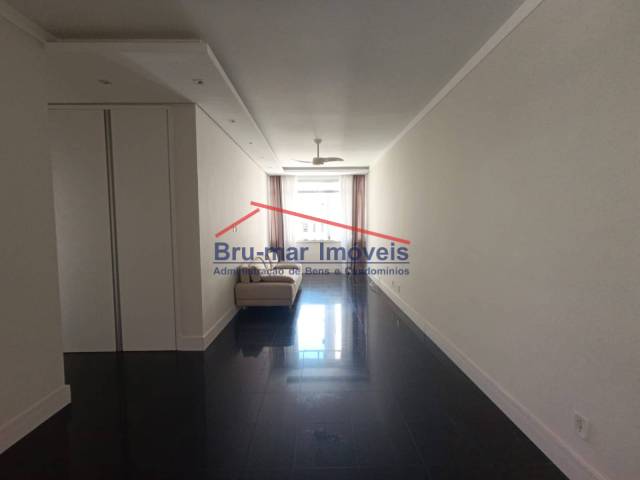 #B-448-3 - Apartamento para Locação em Santos - SP - 2