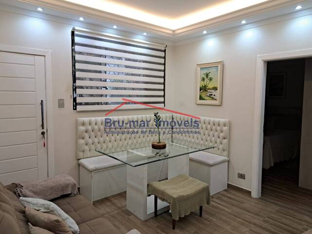 Apartamento para Venda em Santos - 2