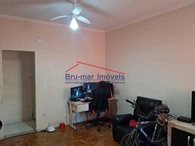 #A-2702-2 - Casa para Venda em Santos - SP