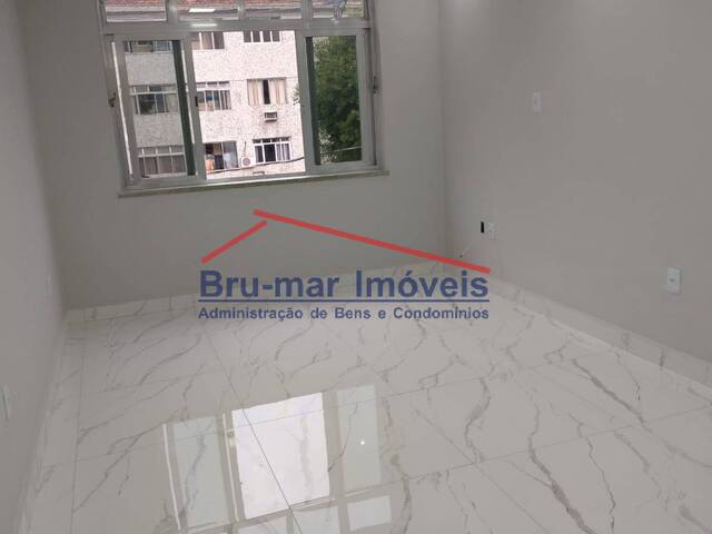 #A-2718-2 - Apartamento para Venda em Santos - SP