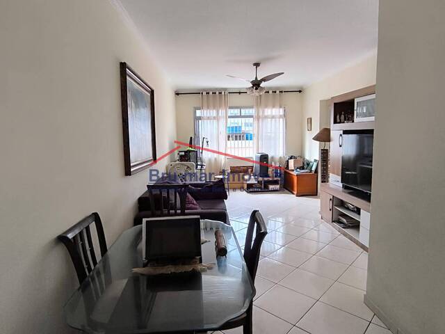 Apartamento para Venda em Santos - 2