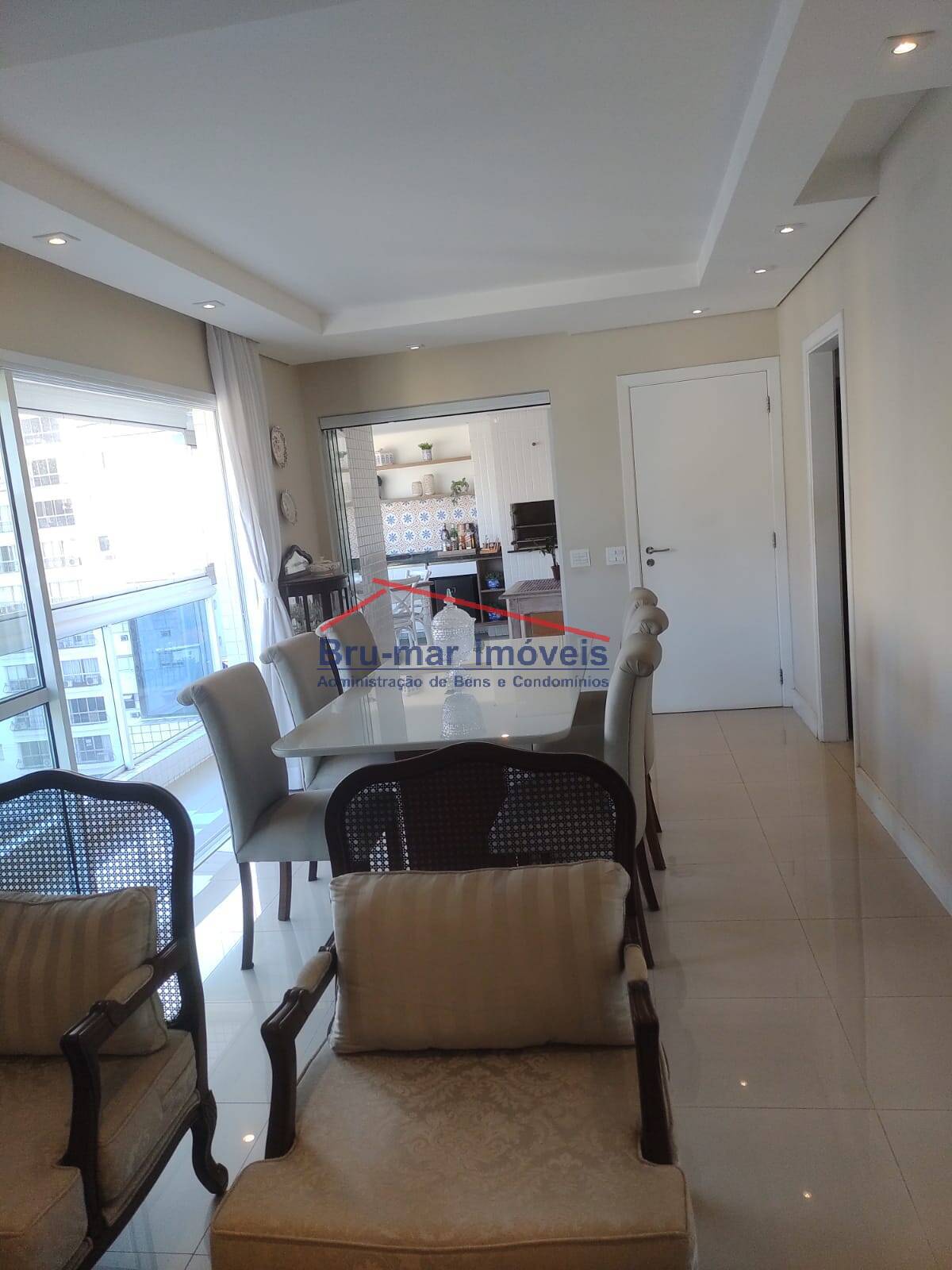 Apartamento, 3 quartos, 117 m² - Foto 2