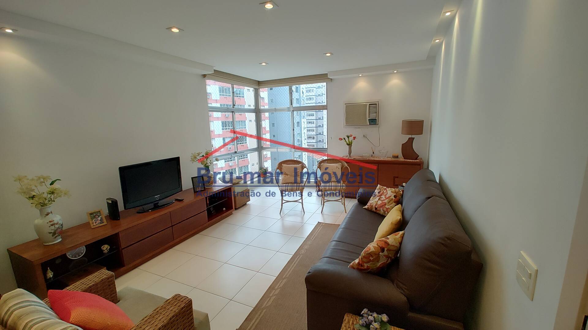Apartamento, 3 quartos, 120 m² - Foto 1