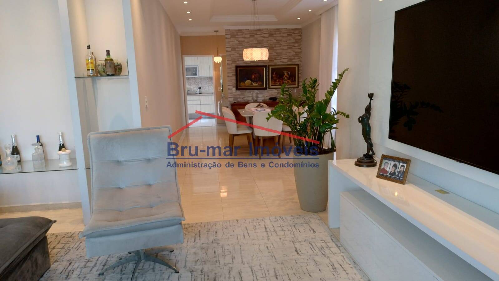 Apartamento, 3 quartos, 212 m² - Foto 2
